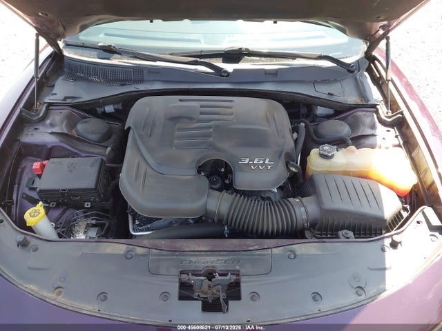 2C3CDXBG8LH205526 Dodge Charger Sxt Rwd