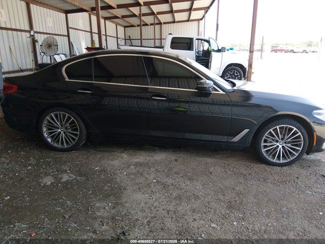 WBAJE7C3XHG478981 BMW 540i Xdrive