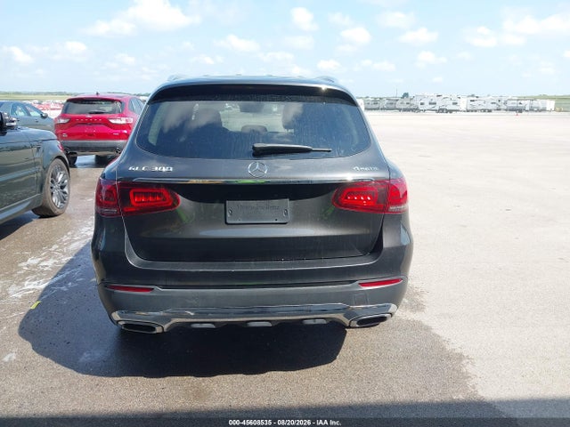 45608535 :رقم المزاد ، WDC0G8EB6LF705952 vin ، 2020 Mercedes-benz Glc 300 4matic مزاد بيع