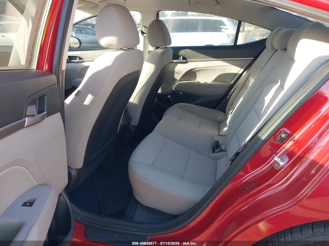 Hyundai ELANTRA SEL 2018 5NPD84LF2JH322094 Image 8