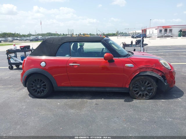 Продаж на аукціоні авто 2018 Mini Convertible Cooper S, vin: WMWWG9C56J3E38989, номер лоту: 45608578