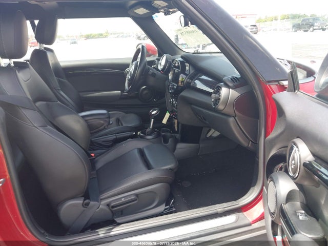 Продаж на аукціоні авто 2018 Mini Convertible Cooper S, vin: WMWWG9C56J3E38989, номер лоту: 45608578
