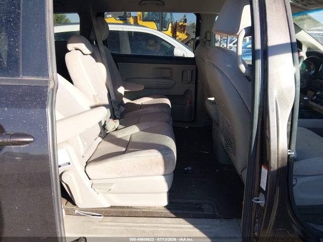 Продажа на аукционе авто 2018 Kia Sedona Lx, vin: KNDMB5C15J6389147, номер лота: 45608622