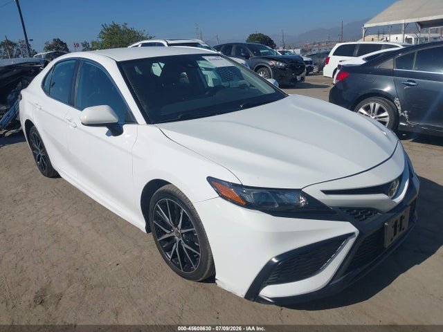 Toyota CAMRY SE 2021 4T1G11AK2MU596997 Image 1