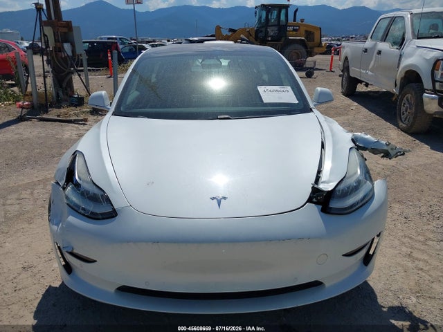 Tesla Model 3 Long Range/performance 2018 5YJ3E1EB1JF117832 Image 12