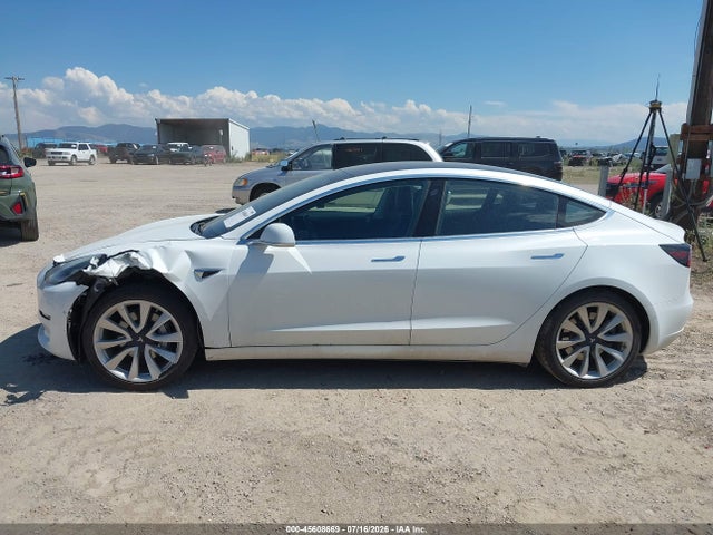 Tesla Model 3 Long Range/performance 2018 5YJ3E1EB1JF117832 Image 14