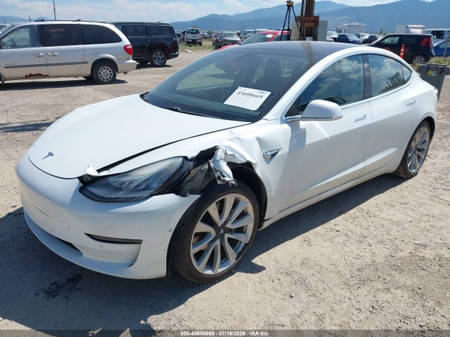 Tesla Model 3 Long Range/performance 2018 5YJ3E1EB1JF117832 Image 2