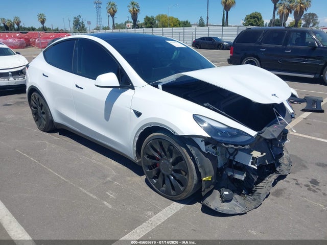 Tesla Model Y Performance Dual Motor All-wheel Drive 2024 7SAYGDEF9RF081035 main image