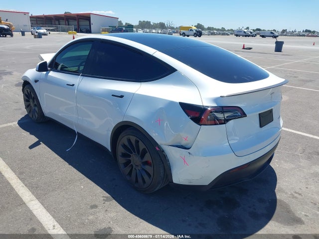 45608679 :رقم المزاد ، 7SAYGDEF9RF081035 vin ، 2024 Tesla Model Y Performance Dual Motor All-wheel Drive مزاد بيع