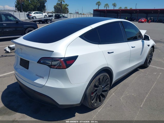 45608679 :رقم المزاد ، 7SAYGDEF9RF081035 vin ، 2024 Tesla Model Y Performance Dual Motor All-wheel Drive مزاد بيع