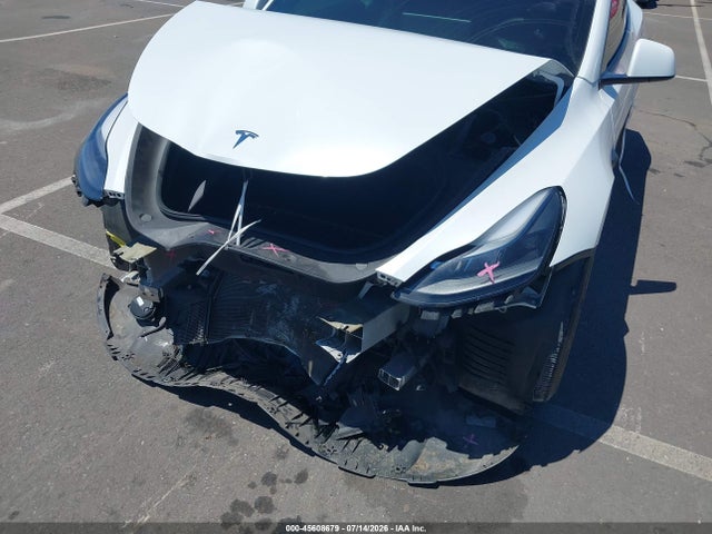 45608679 :رقم المزاد ، 7SAYGDEF9RF081035 vin ، 2024 Tesla Model Y Performance Dual Motor All-wheel Drive مزاد بيع