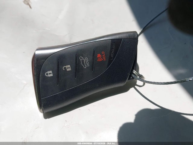 2025 Lexus Rx 350 Premium მანქანა იყიდება აუქციონზე, vin: JTJCHMAA7S2033943, აუქციონის ნომერი: 45608694