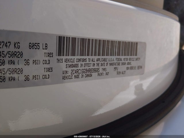 Продажа на аукционе авто 2017 Chrysler Pacifica Limited, vin: 2C4RC1GG9HR839685, номер лота: 45608697