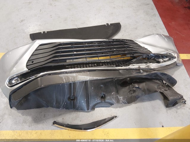 2024 Toyota Sienna Xle მანქანა იყიდება აუქციონზე, vin: 5TDJRKECXRS191543, აუქციონის ნომერი: 45608718