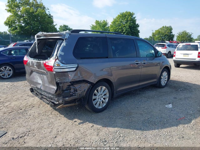 5TDDK3DC2GS129091 Toyota Sienna Xle 7 Passenger