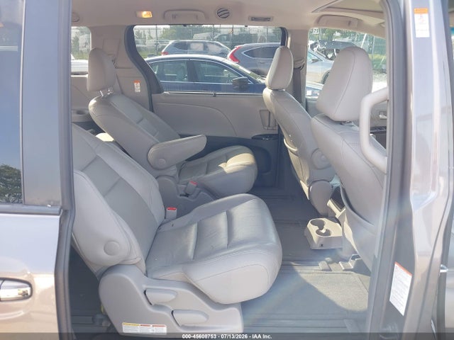 5TDDK3DC2GS129091 Toyota Sienna Xle 7 Passenger