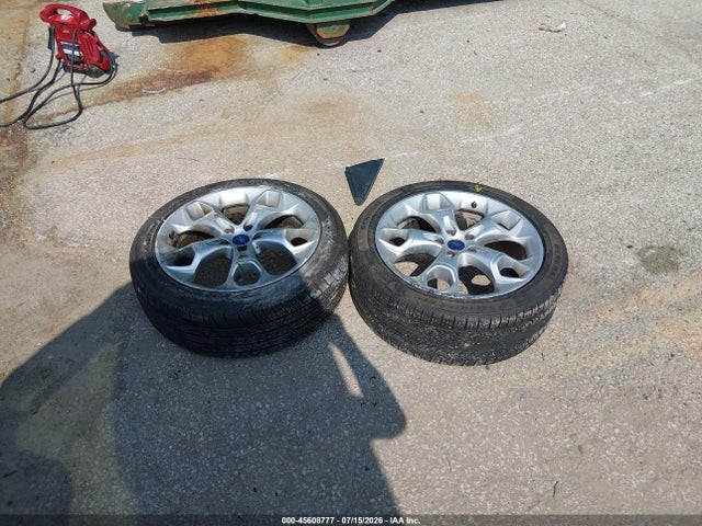 2013 Ford Escape Titanium მანქანა იყიდება აუქციონზე, vin: 1FMCU0J96DUB82490, აუქციონის ნომერი: 45608777