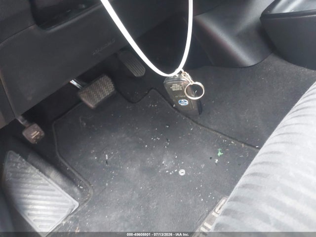 Toyota Prius Two 2016 JTDKBRFU9G3526279 Image 11