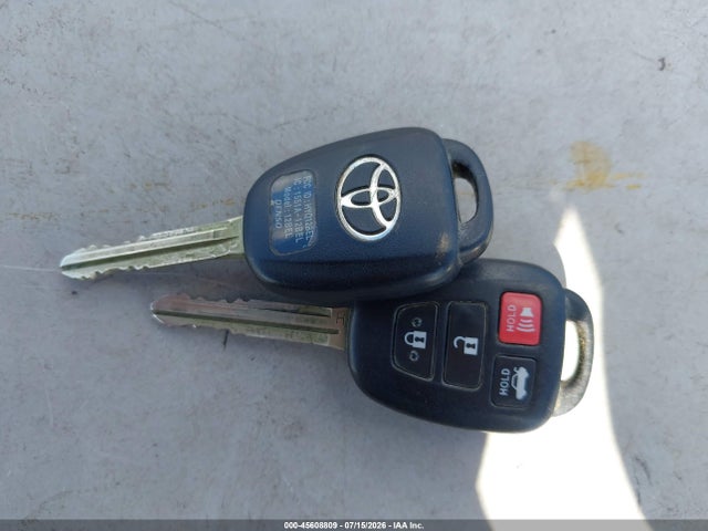 5YFBURHE6EP009221 Toyota Corolla Le/le Plus/le Premium