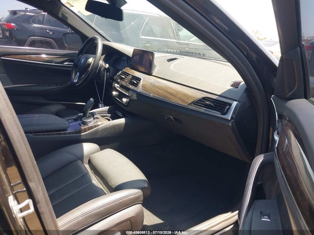 WBAJA5C59KWW24625 BMW 530I