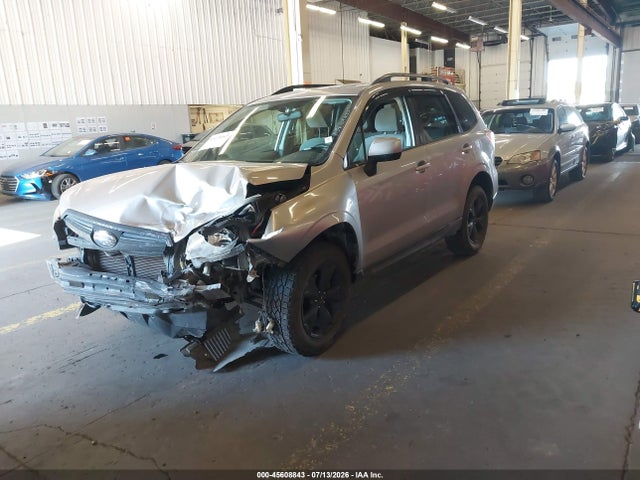 Subaru Forester 2.5i Premium 2015 JF2SJADC3FH452181 Image 2