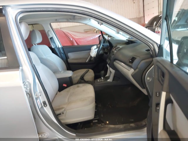 Subaru Forester 2.5i Premium 2015 JF2SJADC3FH452181 Image 5