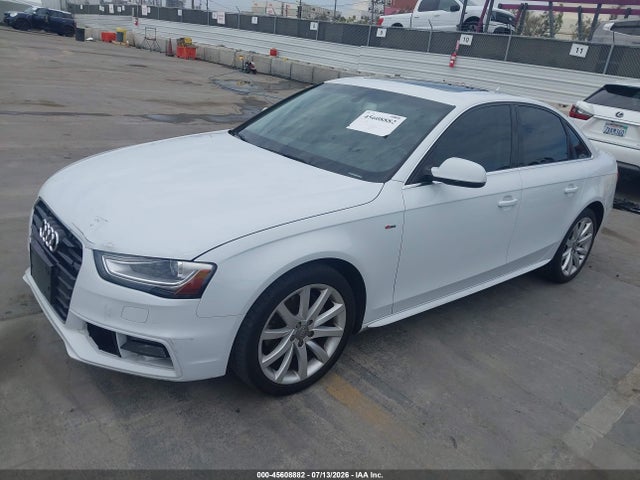 Audi A4 2.0t Premium 2014 WAUBFAFL0EN028046 Image 2