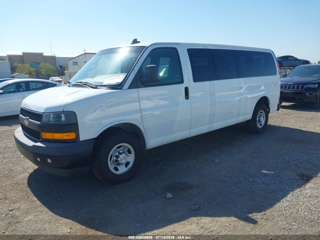 Chevrolet Express 3500 Ls 2019 1GAZGNFG7K1360036 Image 2