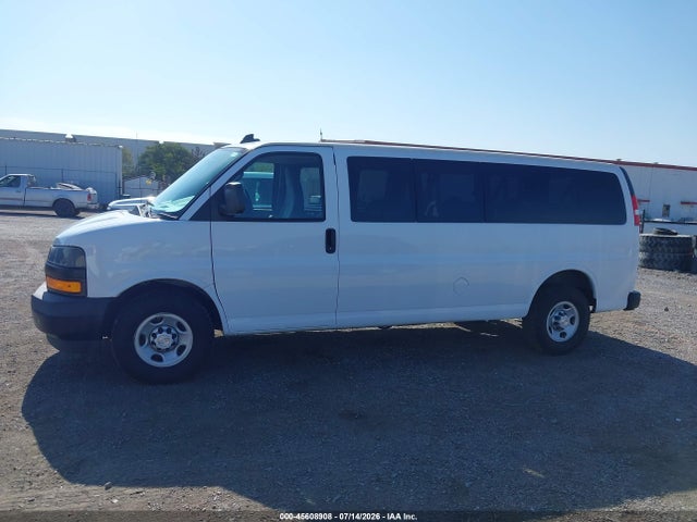 Chevrolet Express 3500 Ls 2019 1GAZGNFG2K1328885 Image 15