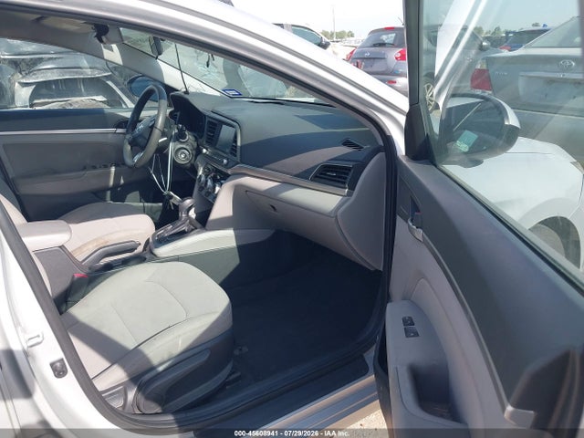 Продаж на аукціоні авто 2019 Hyundai Elantra Sel, vin: 5NPD84LF0KH460699, номер лоту: 45608941