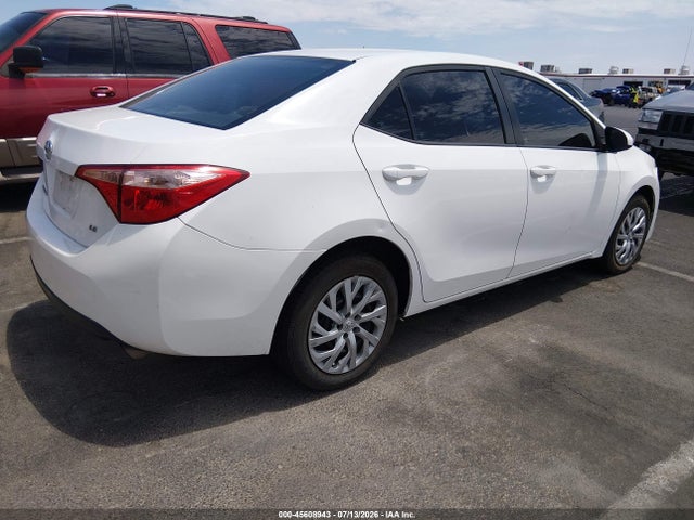Toyota COROLLA LE 2017 5YFBURHEXHP615478 Image 4
