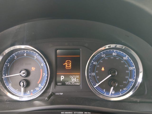 5YFBURHEXHP615478 Toyota COROLLA LE