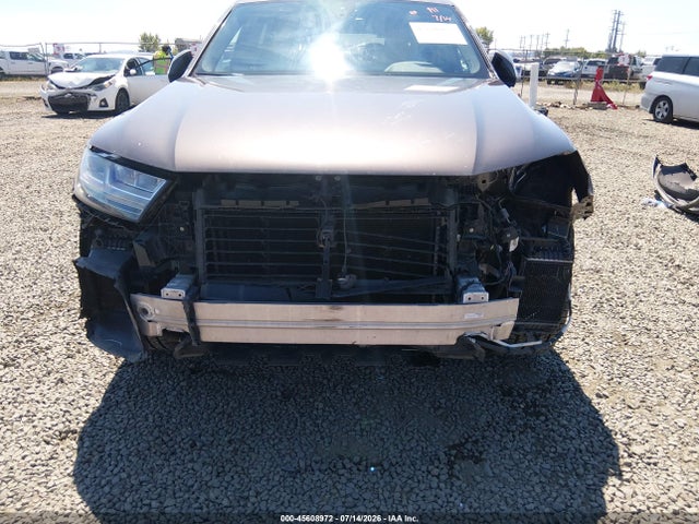 Audi Q7 3.0t Premium 2017 WA1LAAF77HD015162 Image 6