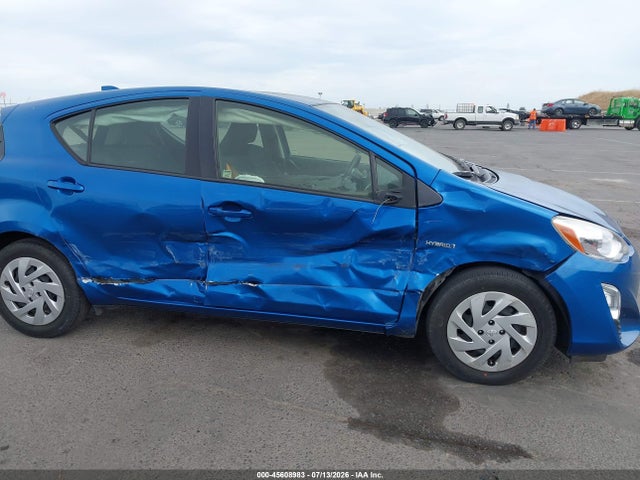 JTDKDTB35G1132133 Toyota Prius C Two