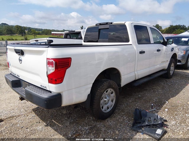 45609000 :رقم المزاد ، 1N6AA1F38JN513796 vin ، 2018 Nissan Titan Xd S Gas مزاد بيع