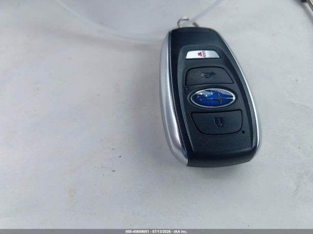 4S4GUHD61T3724147 Subaru Crosstrek Premium