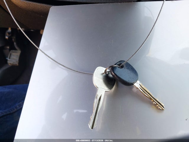 2G1WB5E37F1111610 Chevrolet Impala Limited Lt