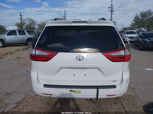 Toyota Sienna Le 8 Passenger 2017 5TDKZ3DC1HS793502 Image 16