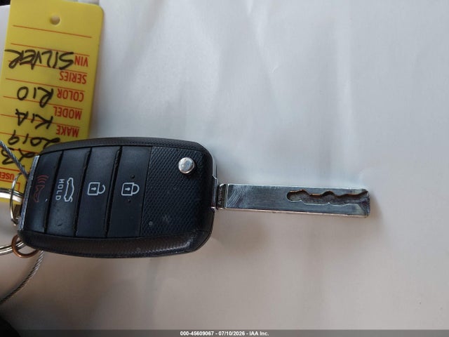 KIA RIO S 2019 3KPA24AB3KE224069 Image 11
