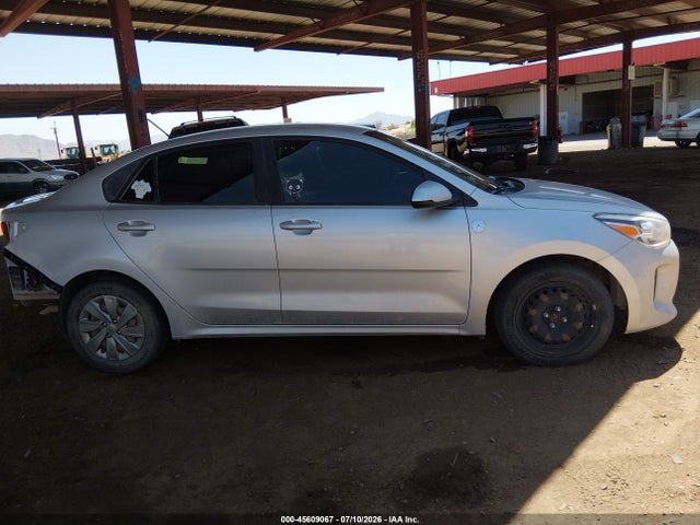 KIA RIO S 2019 3KPA24AB3KE224069 Image 14