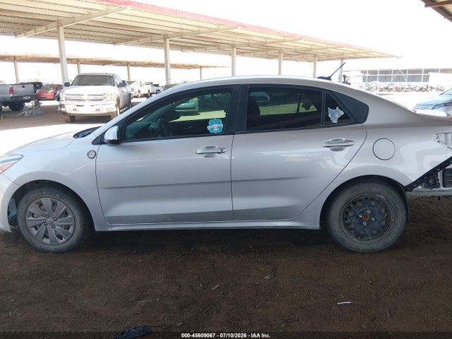 KIA RIO S 2019 3KPA24AB3KE224069 Image 15