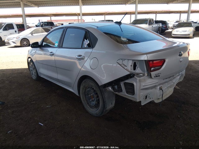 KIA RIO S 2019 3KPA24AB3KE224069 Image 3