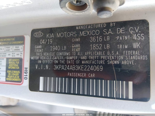 KIA RIO S 2019 3KPA24AB3KE224069 Image 9