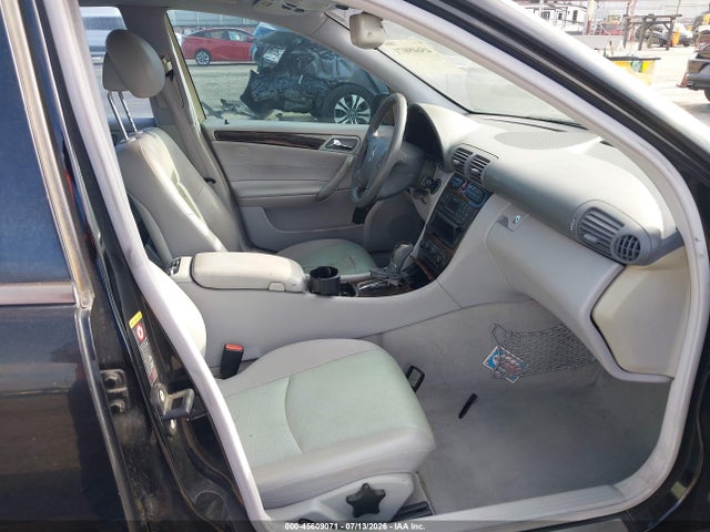 Продажа на аукционе авто 2004 Mercedes-benz C 240, vin: WDBRF61J54F552370, номер лота: 45609071