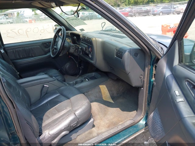 45609073 :رقم المزاد ، 1GKDT13W2T2548464 vin ، 1996 Gmc Jimmy مزاد بيع