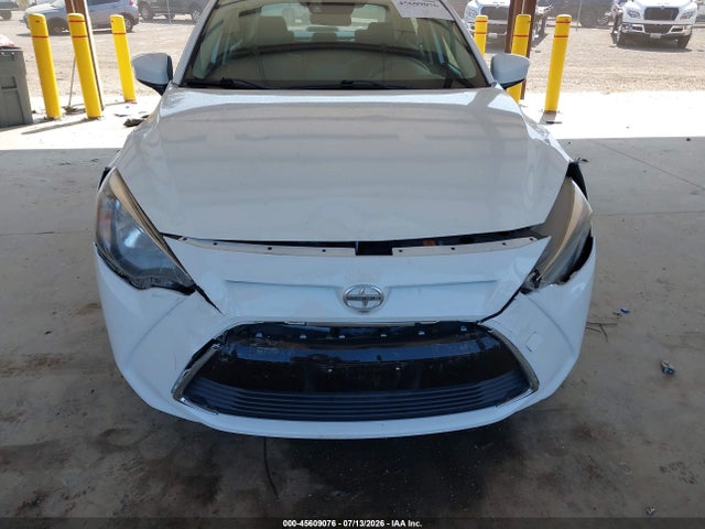 Scion IA 2016 3MYDLBZV9GY142917 Image 6