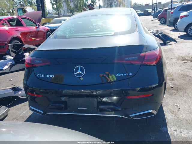 W1KMJ4HB9RF042761 Mercedes-Benz Cle 300 4matic
