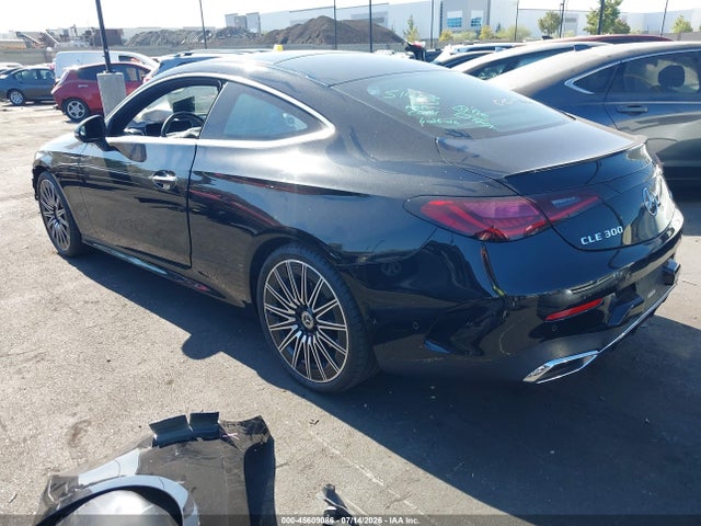 W1KMJ4HB9RF042761 Mercedes-Benz Cle 300 4matic