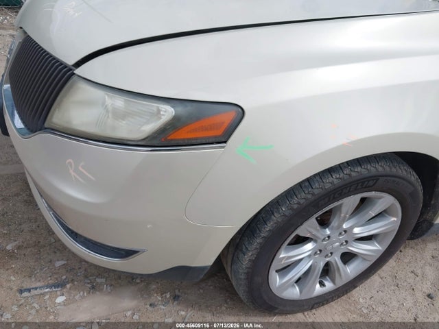 Lincoln MKT 2014 2LMHJ5FK0EBL54483 Image 12