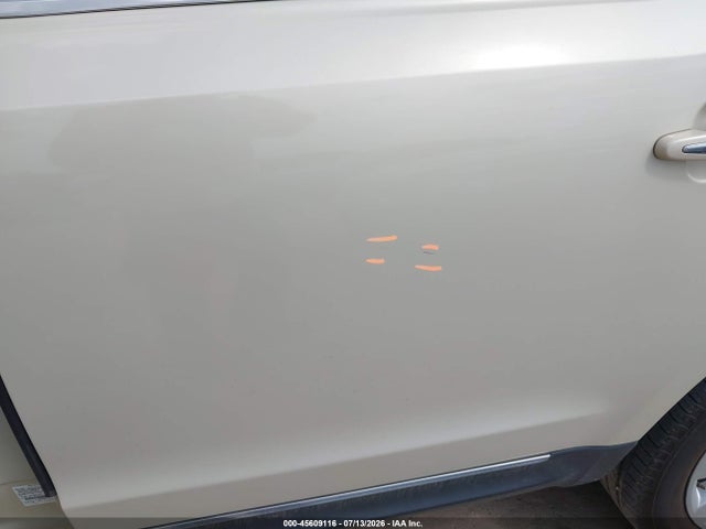 Lincoln MKT 2014 2LMHJ5FK0EBL54483 Image 13
